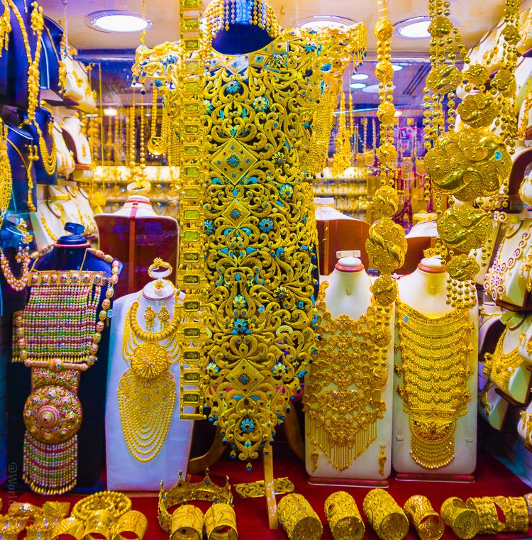 Dubai Gold Souk ǀ Timings, Location & Stores