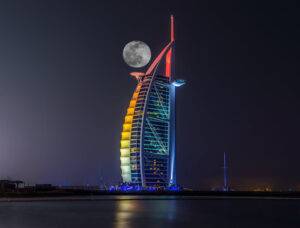 Beautiful Picture Of Burj Al Arab With Full Moon